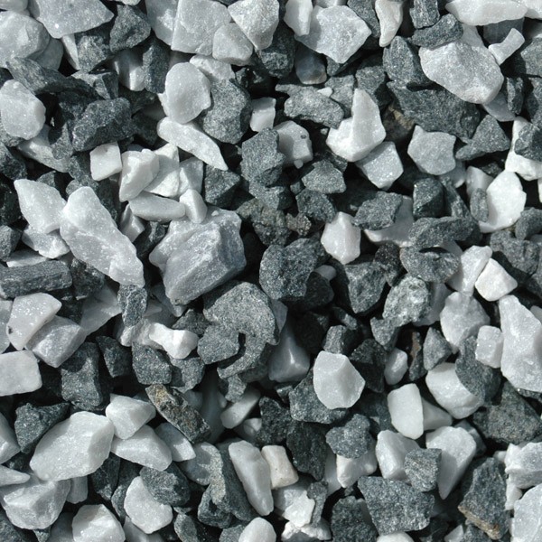Black Ice 14 to 20mm Marble gravel